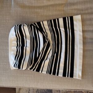Black and Whielte Stripped Tube Top